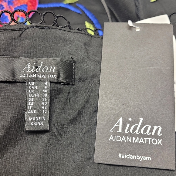 🆕️Aidan Mattox Black Floral Mini Embroidered Sheath Dress Size 6 - Picture 11 of 15